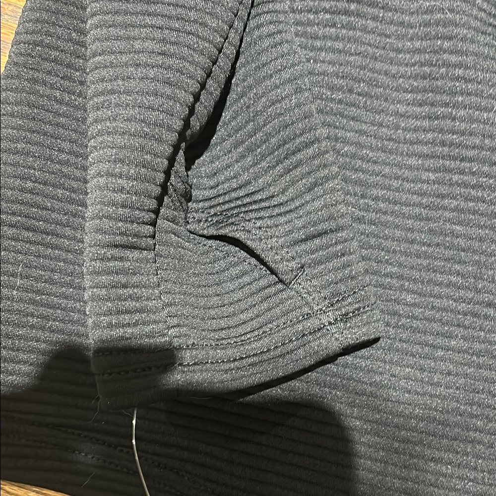 Adidas Black Zip-Up Jacket - Picture 10 of 10